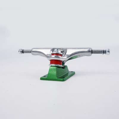 Custom Color Gravity Casting 5.5 Inch 149mm Hanger Skateboard Truck Raw Finish Hanger And Anodized Baseplate Surface